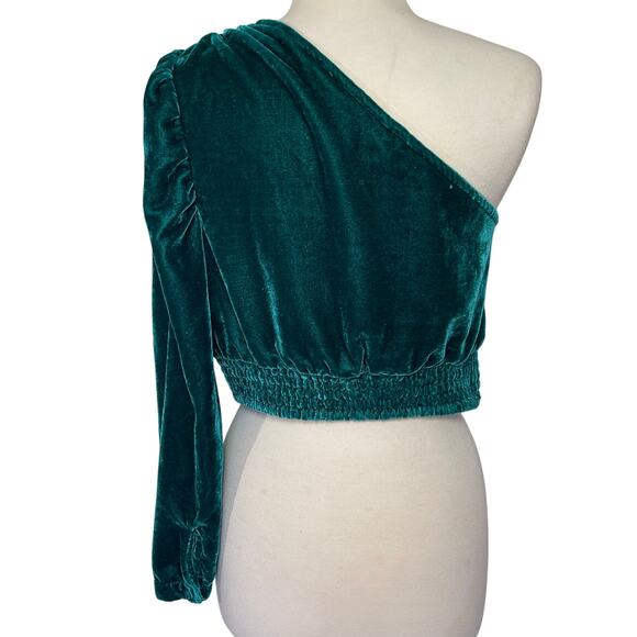 FREE PEOPLE Women’s Tell Me About It Emerald One Sleeve Velvet top - Picture 7 of 7